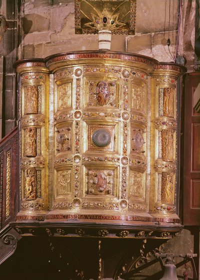 讲坛，由亨利二世提供，c.1020（铜镀金，象牙，水晶和半宝石） 作者 奥托尼亚语